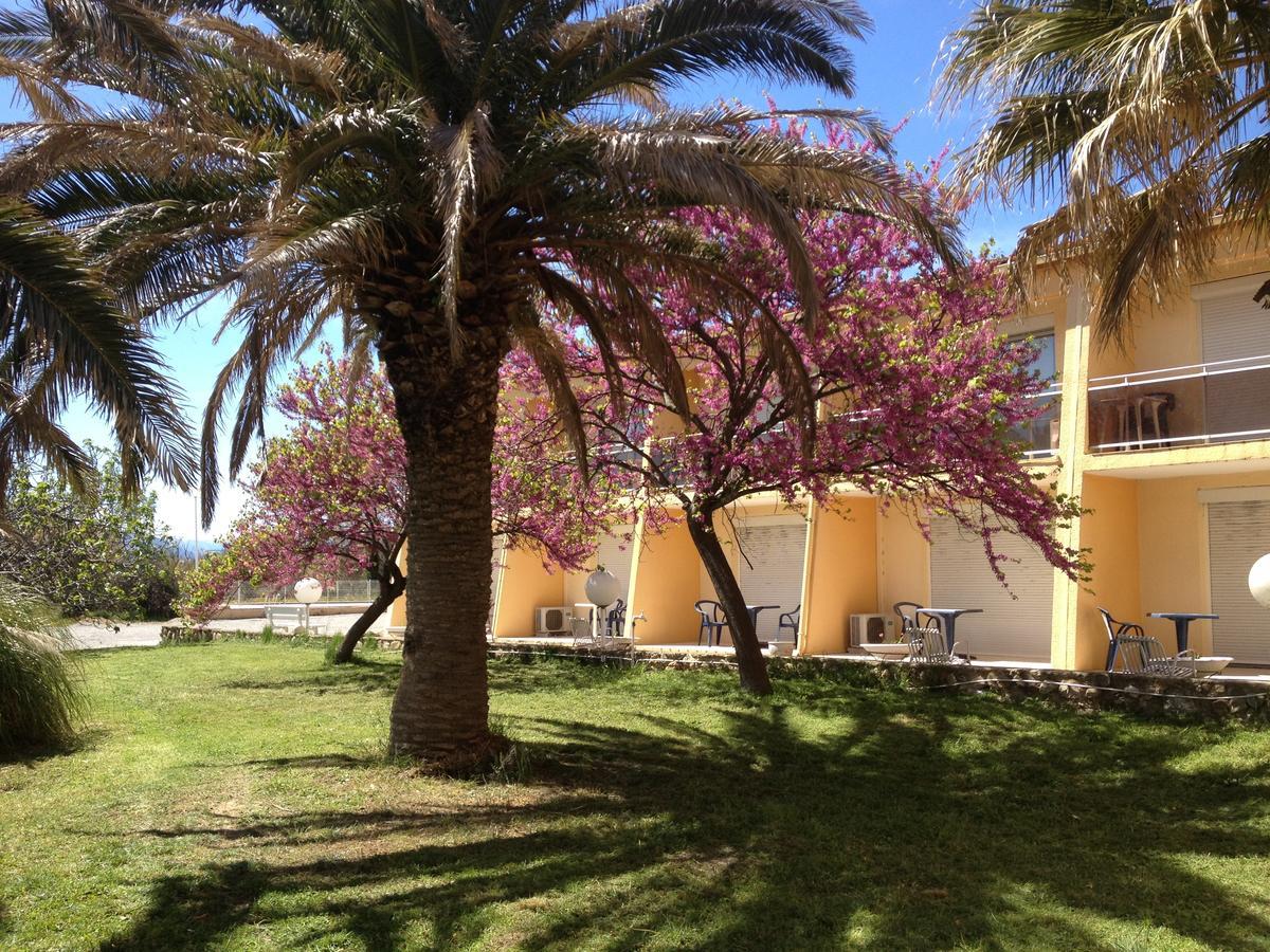 Tresserre Hotel Restaurant La Garenne מראה חיצוני תמונה