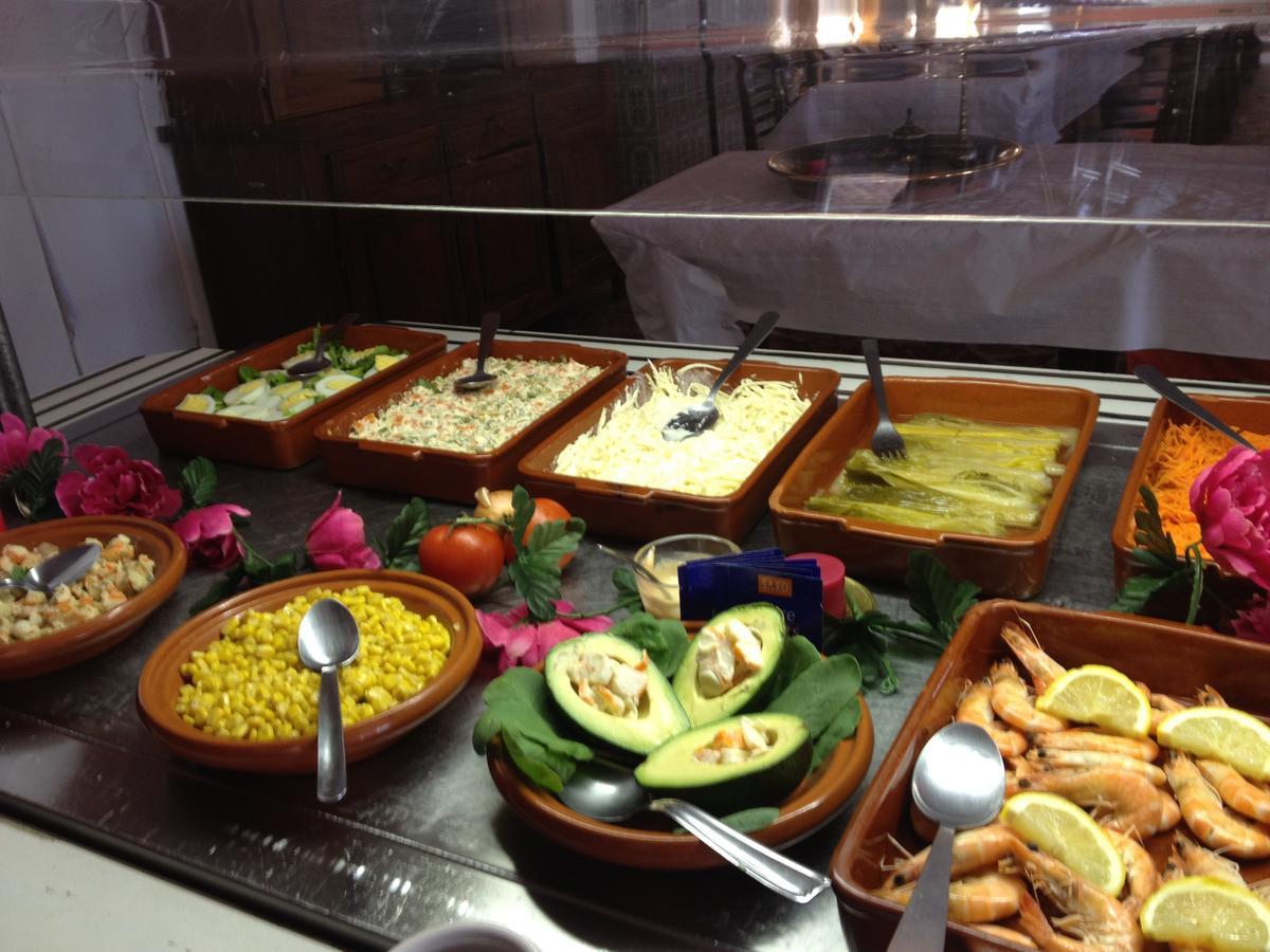 Tresserre Hotel Restaurant La Garenne מראה חיצוני תמונה
