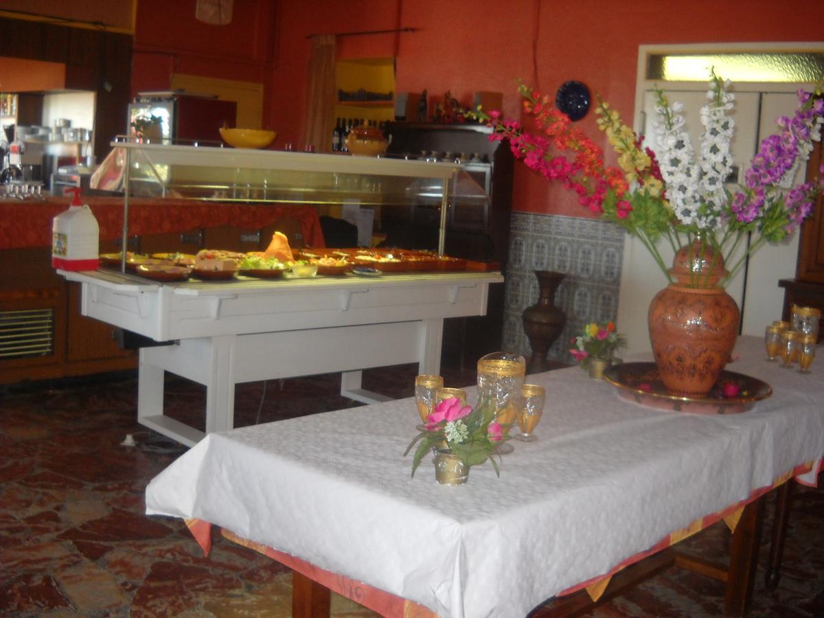 Tresserre Hotel Restaurant La Garenne מראה חיצוני תמונה